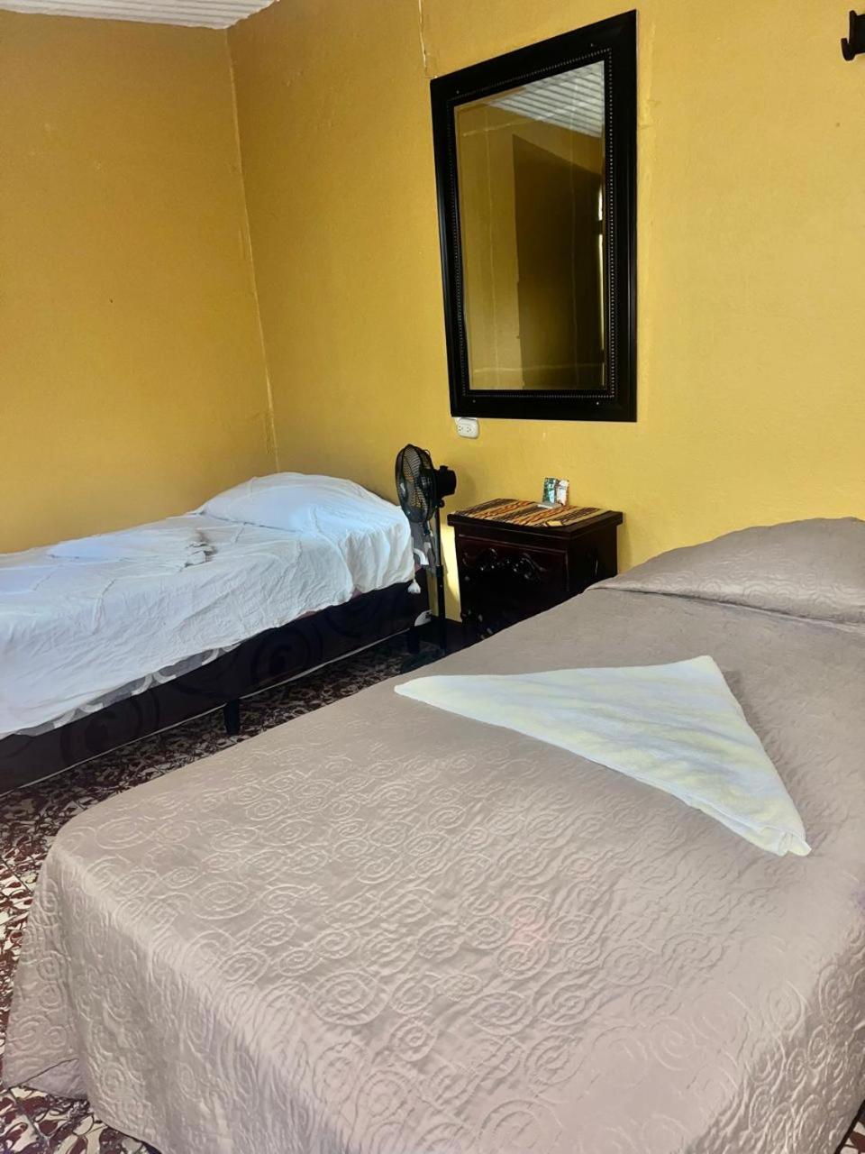 Hotel Alma Maya أنتيغوا غواتيمالا المظهر الخارجي الصورة